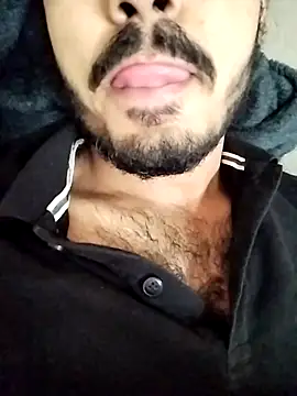 Hotyy subhu online show from October 10, 6:40 pm