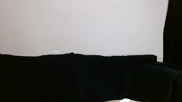   Leyla   online show from November 20, 4:40 pm