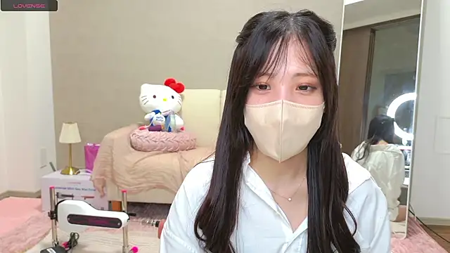 riri  nyan o0 online show from June 28, 1:39 pm