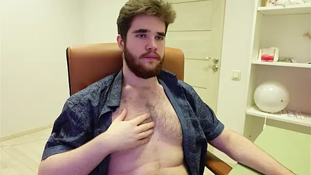 Snapshot of Mark_Maxim chatting on November 18, 2:54 pm Mark Maxim online show from November 18, 2:54 pm