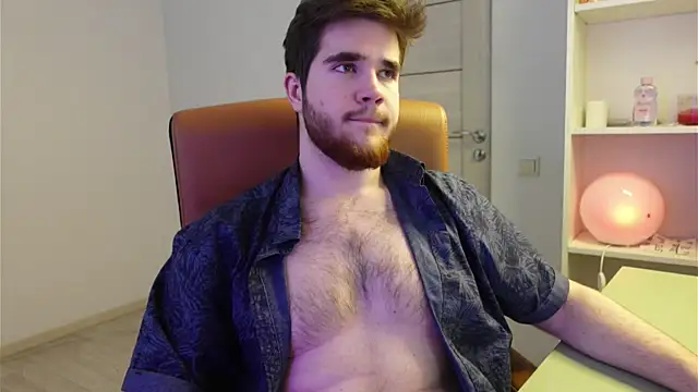 Snapshot of Mark_Maxim chatting on November 25, 12:49 pm Mark Maxim online show from November 25, 12:49 pm