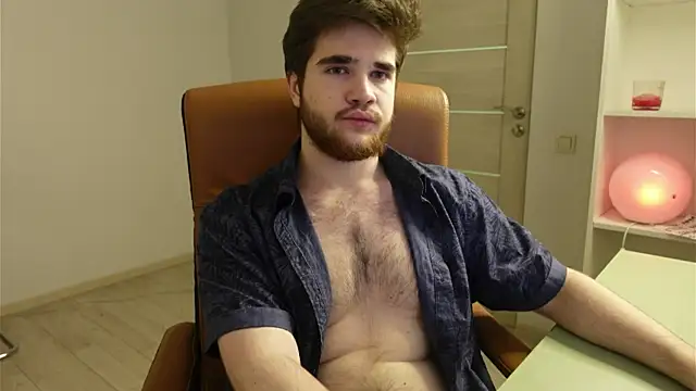 Snapshot of Mark_Maxim chatting on December 3, 9:13 pm Mark Maxim online show from December 3, 9:13 pm