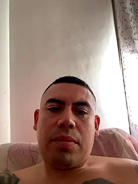 Snapshot of davidxxx099 chatting on October 31, 11:00 am davidxxx099 online show from October 31, 11:00 am