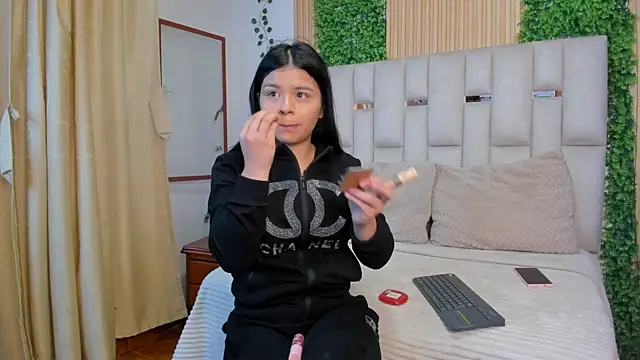 Jade Nmm online show from April 8, 12:38 pm