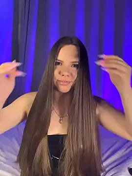 Chloe loo online show from September 20, 6:53 pm