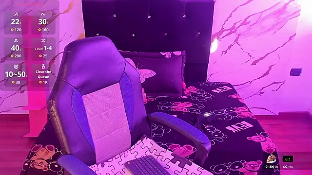 owen sexy25 online show from September 25, 7:50 pm