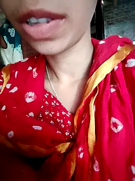 Snapshot of maya-Couple19 chatting on September 14, 5:28 am maya-Couple19 online show from September 14, 5:28 am