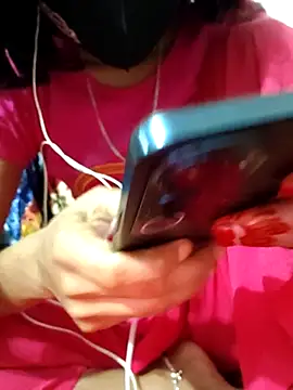 Snapshot of maya-Couple19 chatting on November 5, 7:47 pm maya-Couple19 online show from November 5, 7:47 pm