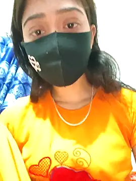 Snapshot of maya-Couple19 chatting on November 10, 6:29 pm maya-Couple19 online show from November 10, 6:29 pm