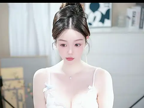 abbyli12 online show from October 21, 1:23 pm