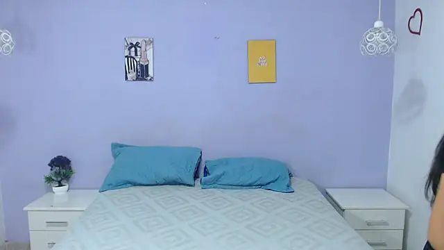 Snapshot of onixandghosty1 chatting on November 7, 7:03 pm onixandghosty1 online show from November 7, 7:03 pm