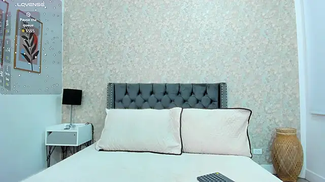 Snapshot of Cataleya_Wayne chatting on September 28, 3:50 pm Cataleya Wayne online show from September 28, 3:50 pm