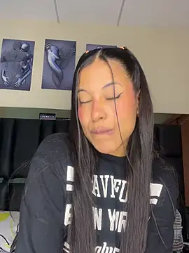 Snapshot of Kendra_C chatting on September 14, 12:43 am Kendra C online show from September 14, 12:43 am