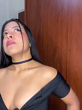 Snapshot of Kendra_C chatting on October 13, 9:48 pm Kendra C online show from October 13, 9:48 pm