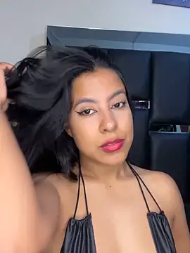 Snapshot of Kendra_C chatting on November 13, 1:15 am Kendra C online show from November 13, 1:15 am