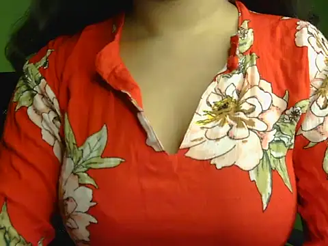 your cute girl online show from October 18, 5:32 am