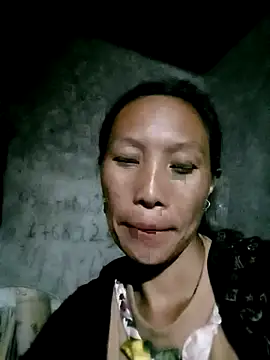 Snapshot of Lisa_pusy chatting on November 18, 11:03 am Lisa pusy online show from November 18, 11:03 am