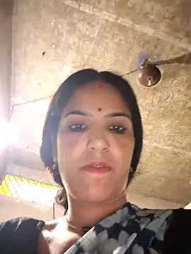 Snapshot of Riya_jaan12 chatting on June 5, 1:28 pm Riya jaan12 online show from June 5, 1:28 pm