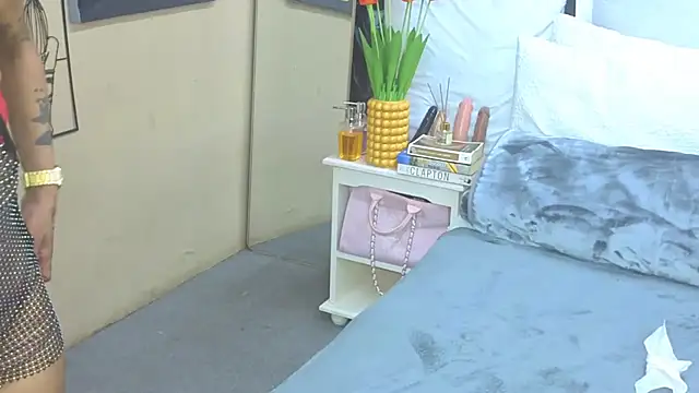 CaramelNatashaxx online show from September 13, 5:07 am