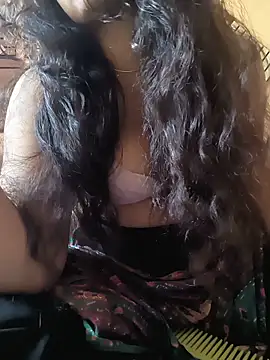 queenbuggi online show from June 2, 7:54 am