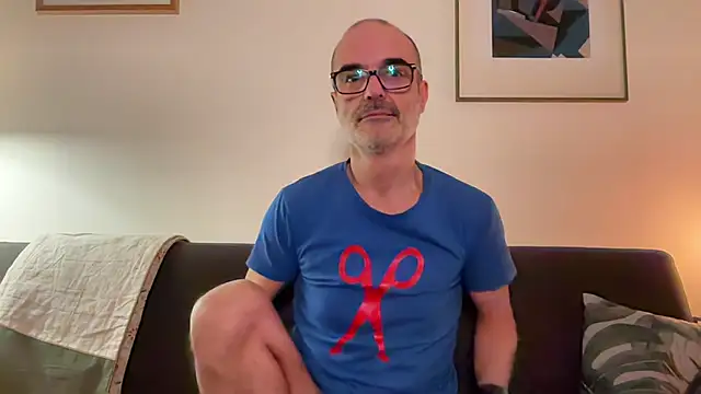 Milkywaymen online show from February 4, 7:20 pm