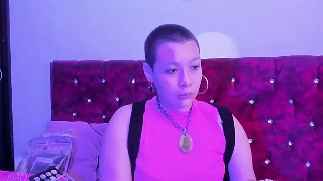 Snapshot of Cherry_vald chatting on November 19, 12:16 pm Cherry vald online show from November 19, 12:16 pm