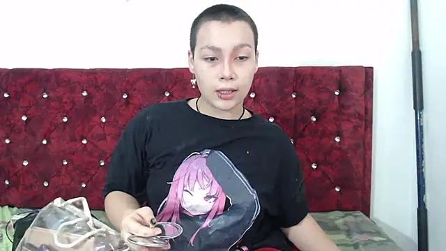 Snapshot of Cherry_vald chatting on November 23, 11:43 am Cherry vald online show from November 23, 11:43 am