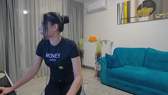 ScarletTemptations online show from February 4, 3:56 am