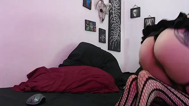 Valakiablood online show from April 1, 9:12 pm