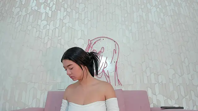 Snapshot of scarletross_ chatting on October 7, 1:30 pm scarletross  online show from October 7, 1:30 pm