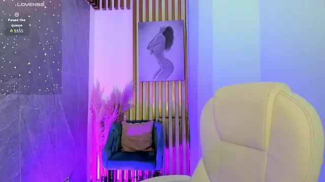 Snapshot of PauliinaBelle_ chatting on May 29, 2:04 pm PauliinaBelle online show from May 29, 2:04 pm