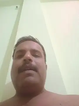 vardh033 online show from September 28, 7:52 pm