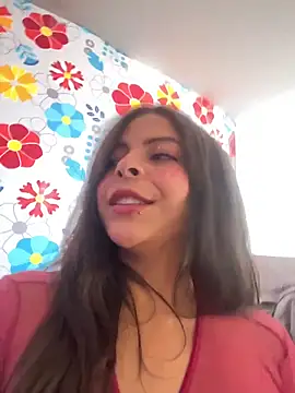 Snapshot of MiaCollinssx chatting on February 11, 3:39 pm MiaCollinssx online show from February 11, 3:39 pm