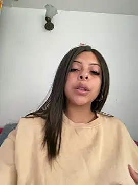 Snapshot of MiaCollinssx chatting on March 27, 3:12 pm MiaCollinssx online show from March 27, 3:12 pm