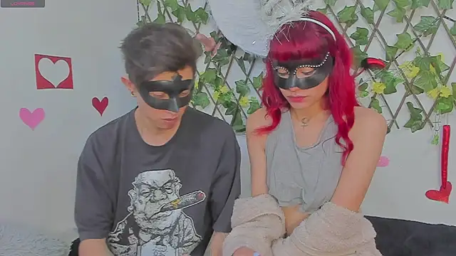 COUPLE25 33 online show from April 18, 11:36 am