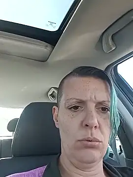 DeziBaby1087 online show from April 7, 9:04 pm