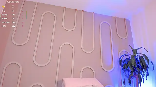  miss mia online show from July 1, 11:56 am