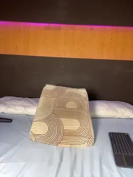 Alexia  cox online show from March 5, 3:02 am