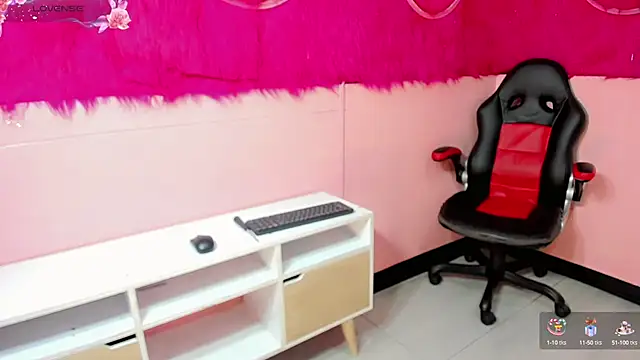 Snapshot of Natasha_clifford chatting on September 13, 11:10 am Natasha clifford online show from September 13, 11:10 am