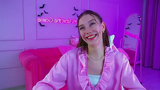 Snapshot of VeronicaVances chatting on November 6, 6:09 pm VeronicaVances online show from November 6, 6:09 pm