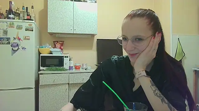 Snapshot of Lucy_Divine chatting on November 11, 9:15 pm Lucy Divine online show from November 11, 9:15 pm