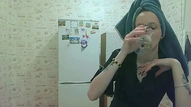 Snapshot of Lucy_Divine chatting on December 3, 2:26 pm Lucy Divine online show from December 3, 2:26 pm