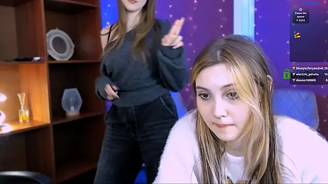 luna tin online show from December 4, 10:24 am