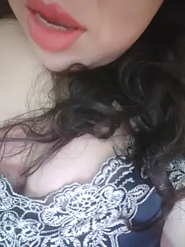 Snapshot of Julyy08 chatting on June 22, 3:42 pm Julyy08 online show from June 22, 3:42 pm