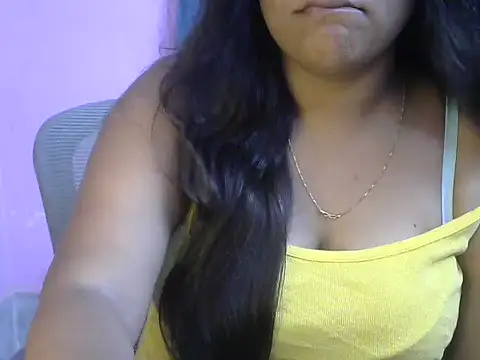 Queenxxx98 online show from June 1, 5:25 pm
