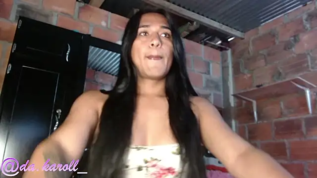  Diviine karoll  online show from September 13, 6:18 pm