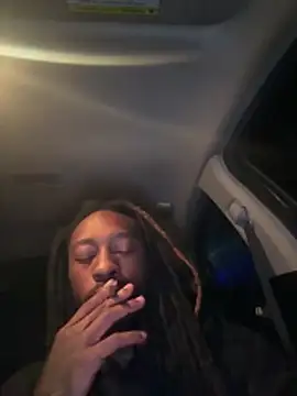 Snapshot of Scattyboo chatting on November 25, 7:19 am Scattyboo online show from November 25, 7:19 am