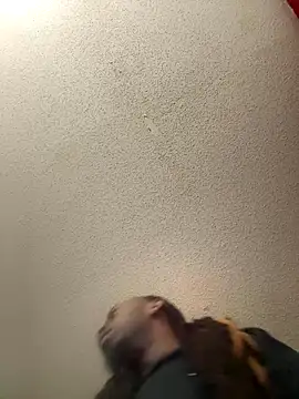 Snapshot of Scattyboo chatting on December 16, 11:48 am Scattyboo online show from December 16, 11:48 am