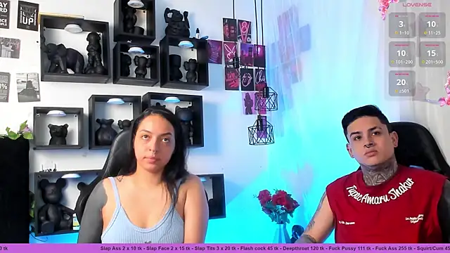 Sarahandzack online show from November 4, 5:01 pm