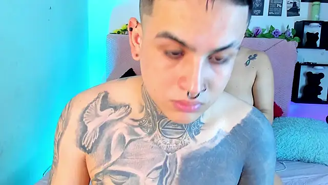 Sarahandzack online show from November 16, 6:41 am